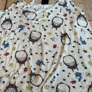 Her Universe Totoro Women’s Size 1X Floral Graphic Tank Top Sleeveless Shirt